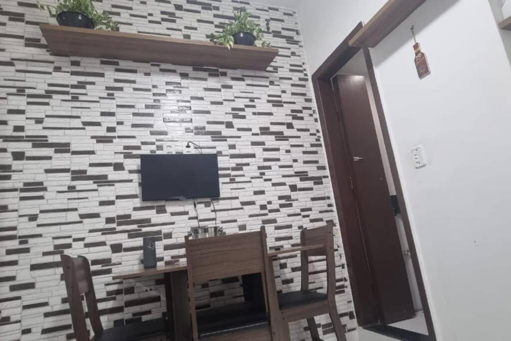 Quarto E Sala A Uma Quadra Da Praia Copacabana Posto 02 Rio de Janeiro Exterior foto